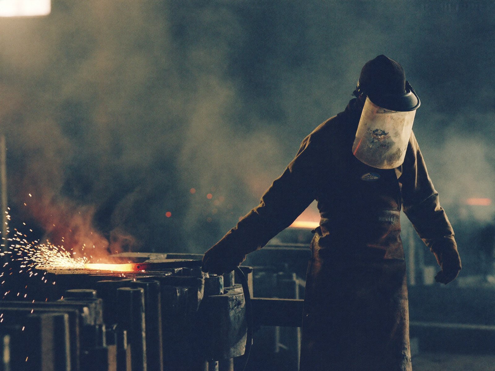 trabalhador em ambiente industrial